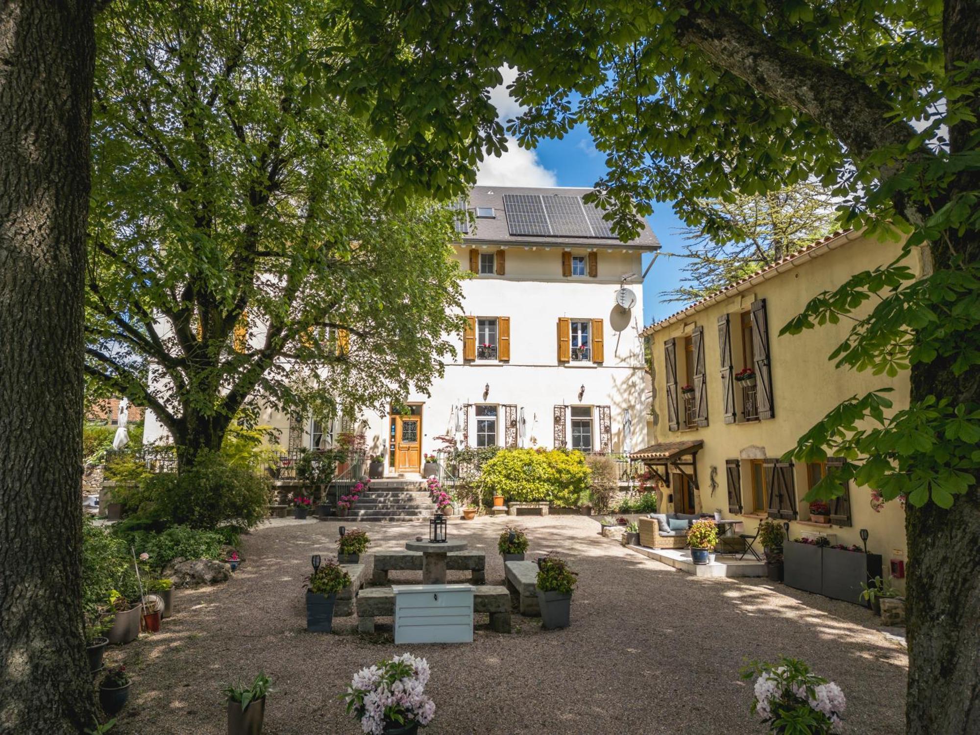 Gites Du Caylar - Chambres Et Appartments Le Caylar Exterior foto